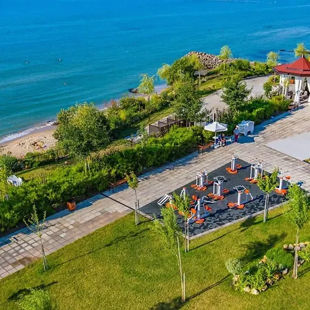 Triumph Holiday Village Apartamento *