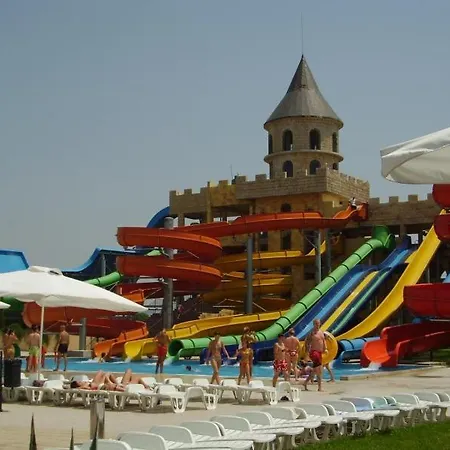 Apartamento Triumph Holiday Village *
