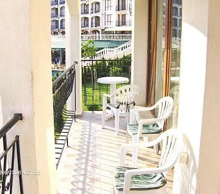 Apartment Triumph Holiday Village *