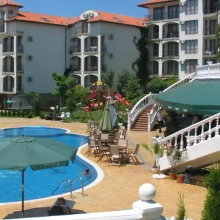 Apartment Triumph Holiday Village *